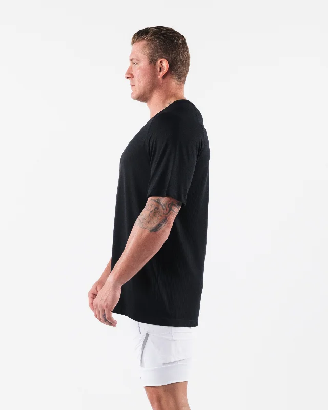 Wolf Head Airtech Tee - Black