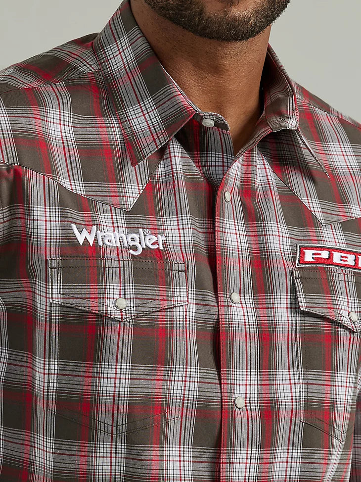 Wrangler Men's PBR Logo Plaid Western Shirt