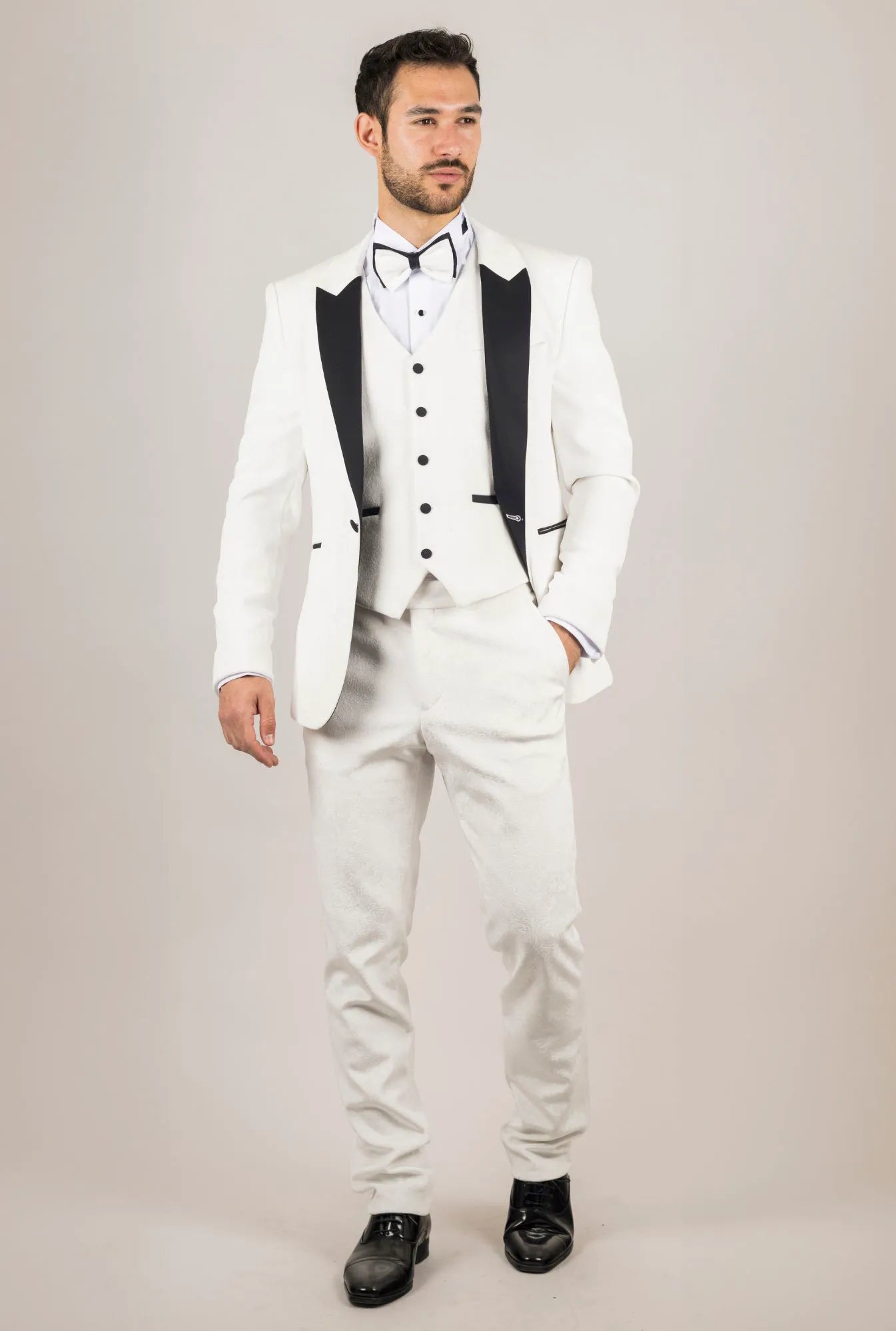 AK-24 - Men's White 3 Piece Velvet Wedding Tuxedo Suit