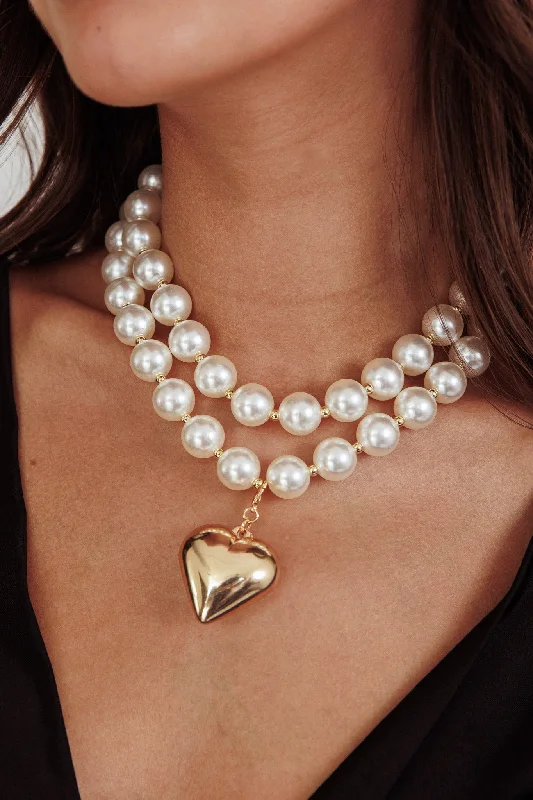 Kerri Large Heart Pearl Necklace Gold