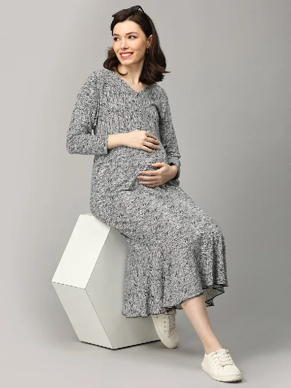 Yin-Yang Chic Maternity and Nursing Dress